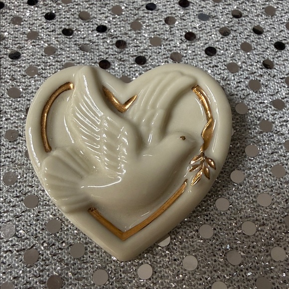 Lenox Heart-Shaped Dove Brooch with Gold Accents - Picture 2 of 3